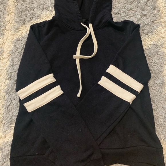 Forever 21 cropped sweatshirt - Picture 1 of 1